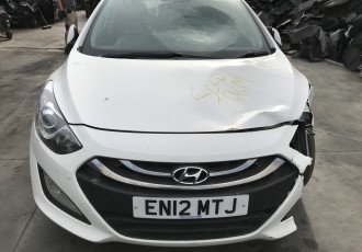 Dezmembrez Hyundai I30 Hatchback An 2012 Motor 1.6 Diesel 169142 Km