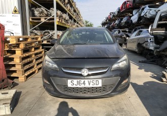 Dezmembrez : Opel Astra J Facelift Hatchback Motor 1.6 CDTI An Fabricatie 2014 - 155011 Km