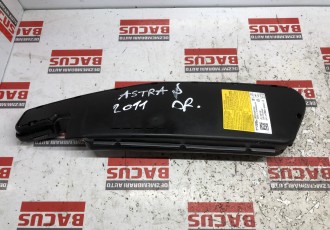 Airbag Scaun Dreapta Opel Astra J Cod : 13251382