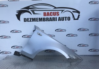 Aripa Dreapta Fata BMW Seria 1 E81/87 cu mic defect