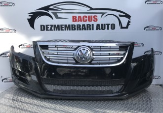 Bara Fata Cu Grile Vw Tiguan An Fabricatie 2008 Cod : 5N0807221 cu mici defecte