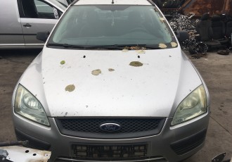 Bara fata Ford Focus 2 2006 Break 1,6 tdci