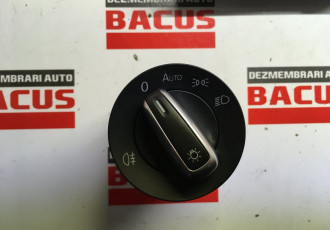 Bloc lumini VW Golf 6 cod: 3c8941431