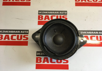 Boxa Audi A4 B8 cod: 8t0035416