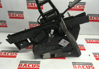 Broasca Ford Focus 3 cod: bm5a a26412 bb