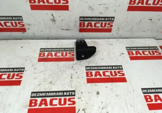 Buton deblocare usi Renault Clio 4 cod: 252103678r