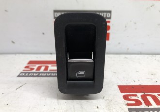 Buton Geam Dreapta Spate Volkswagen Golf 7 Cod : 5G0868345