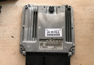 Calculator Motor Ecu Audi A4 B8 cod: 03L 906 022 B