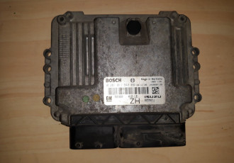 Calculator motor Opel Astra H 1.7 CDTI cod: 0281011943 / 55556829ZH model 2007