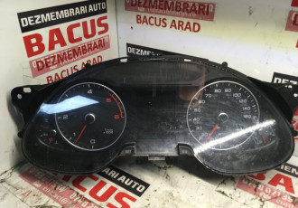 Ceas bord pentru Audi A4 B8, an 2013 cod: 8K0920983G