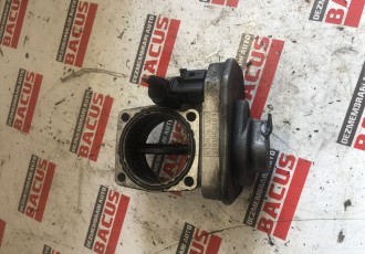 Clapeta acceleratie Opel Astra J cod: 8981052101	