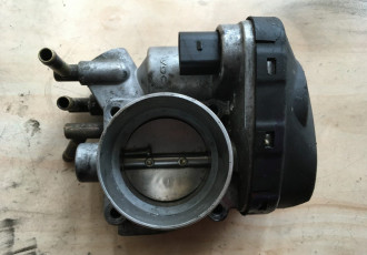 Clapeta acceleratie Vw Golf 4 cod 06A133062A