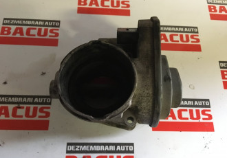 Clapeta acceleratie VW Golf 5 cod: 038128063g