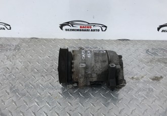 Compresor Clima A/C  Renault Captur Dacia 1.5 DCI Cod 926002352R