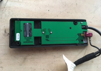 Consola adaptor telefon Audi A4 B8 8k0862401