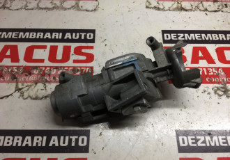 Contact Ford Focus 2 cod: 3m51 3f880 ad