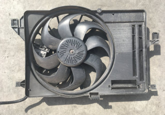 Electroventilator Ford Focus 3 cod: 8240588