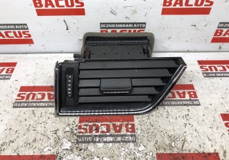 Grila aer bord stanga, cod 5E0819701, Skoda Octavia 3 