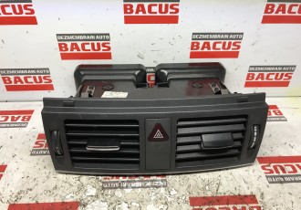 Grila ventilatie bord centrala MERCEDES C CLASS cod- A2048307354