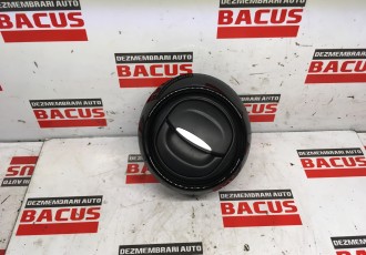 Grila ventilație Renault Clio 4 2016, COD- 687605663R