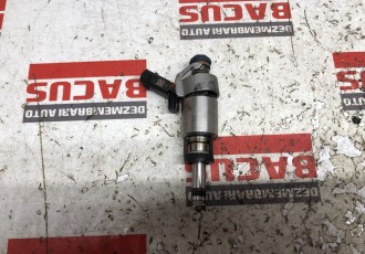 Injectoare Audi A4 / A5 Q5 / Vw 1.8 / 2.0 TFSI Benzina Cod : 06H906036G