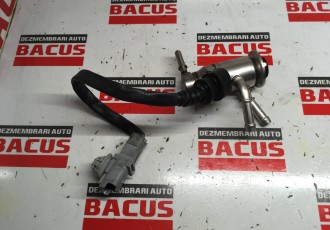 Injector ADBlue Dacia Duster 1.5 Dci An 2022 Cod: 208995377R