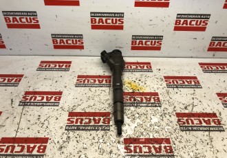 Injector AUDI 2.0 tdi COD- 03l130277j ; 0445110369 a4 b8