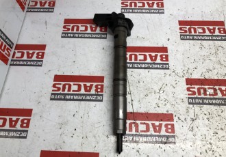 Injector Audi A4 B8 / Q5 / Vw Passat / Skoda / Seat 2.0 TDI Cod : 03L130277