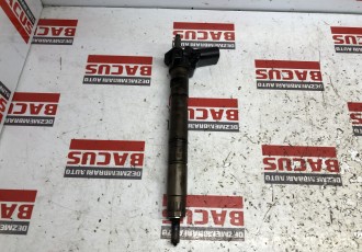 Injector Audi A4 B8 / Q5 / Vw Passat / Skoda / Seat 2.0 TDI Cod : 03L130277