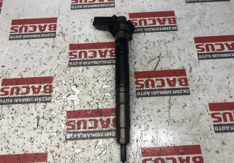 Injector Audi A4 B8 /  Volkswagen Golf 6 2.0 TDI Cod : 03L130277