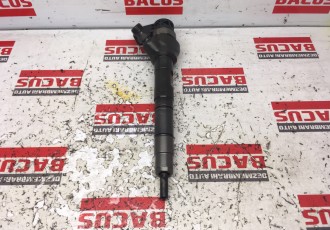  Injector Audi A4 B8 / Vw Golf 6 / Skoda / Seat 2.0 Tdi COD 0445110369 - 03L130277J