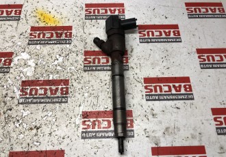 Injector Hyundai I40 / Kia 1.7 CRDI Cod : 0445110411