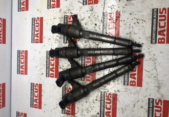 Injector Opel Corsa C cod: 0445110083 Corsa C 2000-2006