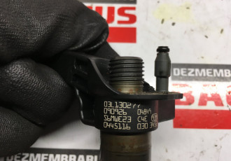 Injector Volkswagen cod: 03l130277