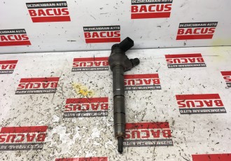  	Injector VW Audi cod- 04L130277G