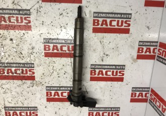 INJECTOR VW GOLF 6 1.6 TDI COD 03L130277B