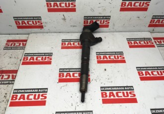 Injector VW Golf 7 / Audi A3 / Seat Leon / Skoda Octavia 3 1.6 TDI COD 0445110477 - 04L130277AJ