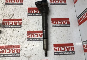 Injector VW Golf 7 / Audi A3 / Seat Leon / Skoda Octavia 3 1.6 TDI COD : 0445110477 - 04L130277G