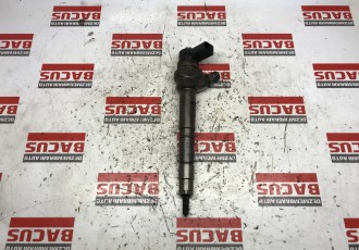 Injector VW Passat B7 2.0 TDI Cod 03L130277J / 0445110369