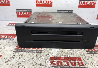 Magazie CD Audi A4 b9 an2019 cod- 8w0035188g