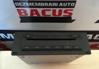 Magazie CD Skoda Octavia 2, 1Z0035111A??