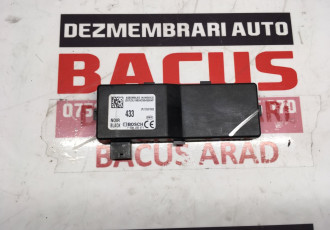 Modul inchidere centralizata Opel Insignia cod: 13501980