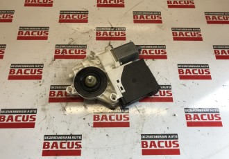 Motoras Macara Geam Audi A3 8P Cod 8P4959802E