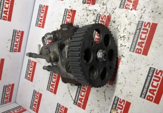 Pompa inalta presiune Opel Astra J cod: 98092467 