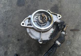 Pompa vacuum Audi A4 B8 cod: 057145100af