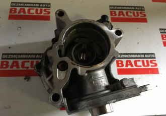 Pompa vacuum Audi A4 B8 cod: 06j145100b