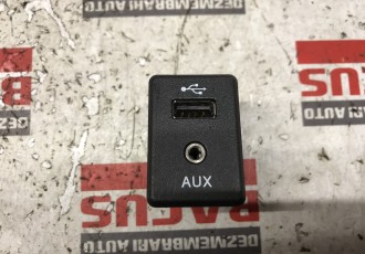 Port USB /AUX Nissan Qashqai An Fabricatie 2014 