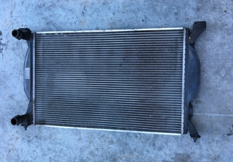 Radiator apa audi A4 B7 Manual 2.0tdi 140cp 8e0121251a