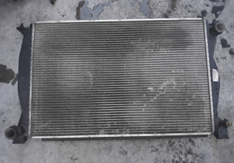 Radiator apa pentru Audi A6 2.7tdi, 3.0tdi cod: 4F0121251N