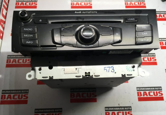 Radio CD Audi A4 B8 cod: 8t2035195aa